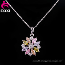 Charme de pendentifs de pierres précieuses de fleurs colorées